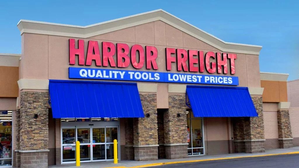 does-harbor-freight-hire-felons